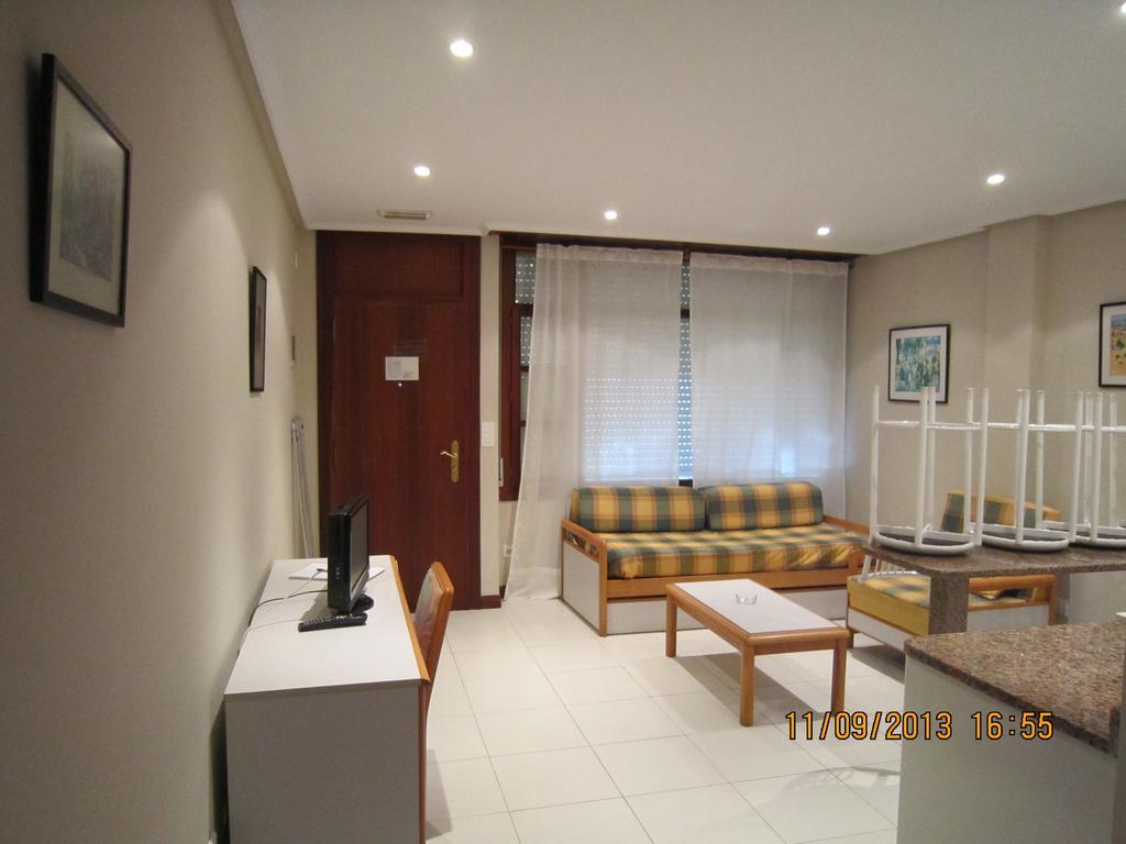 Apartamentos Elena Laredo Exteriör bild