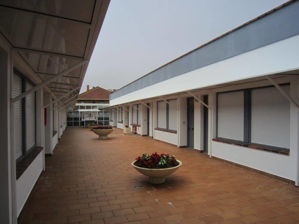 Apartamentos Elena Laredo Exteriör bild