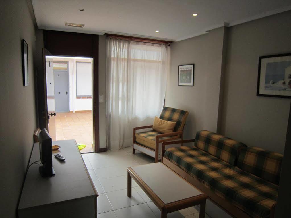 Apartamentos Elena Laredo Exteriör bild